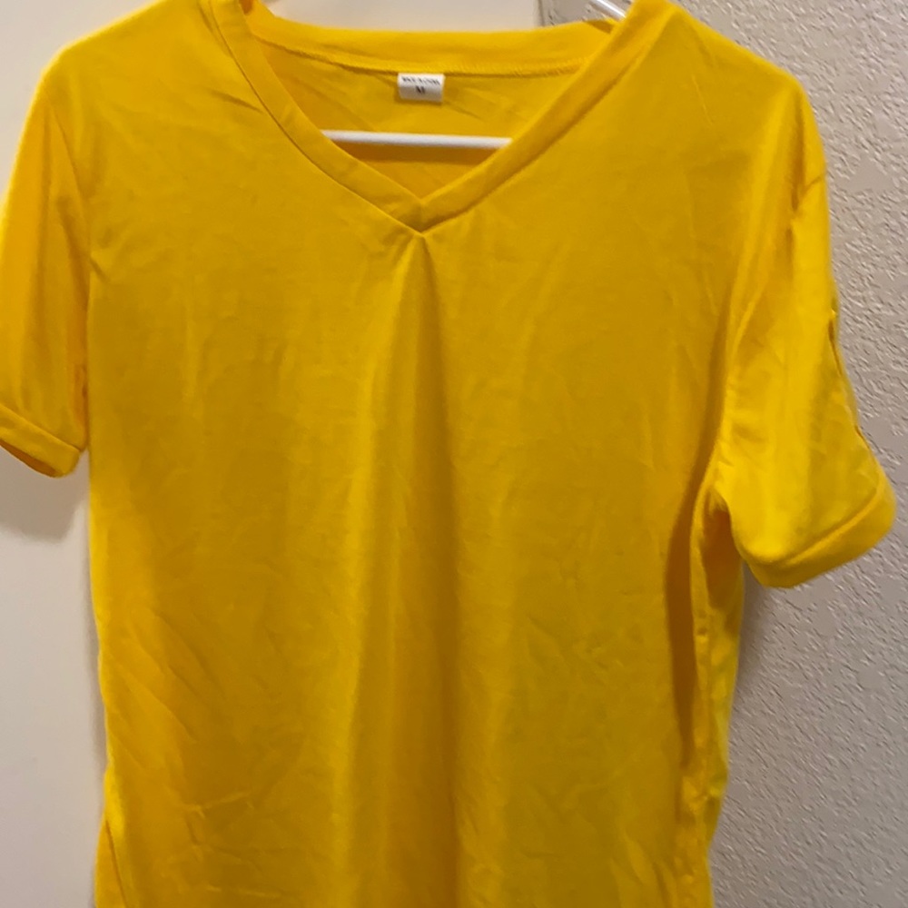 Men’s V-Neck Tee